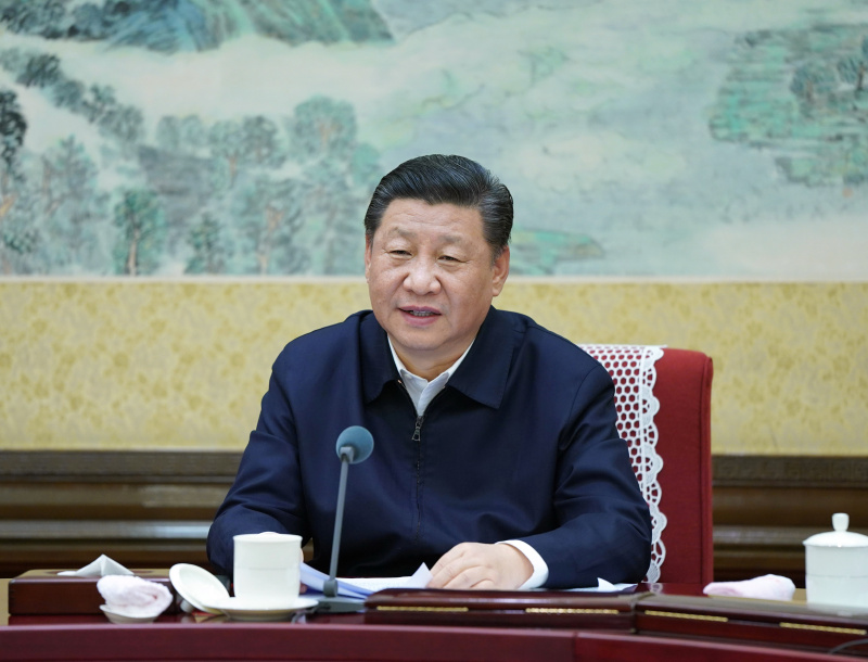 　　12月25日至26日，中共中央政治局召開民主生活會(huì)，中共中央總書記習(xí)近平主持會(huì)議并發(fā)表重要講話。 新華社記者 謝環(huán)馳 攝