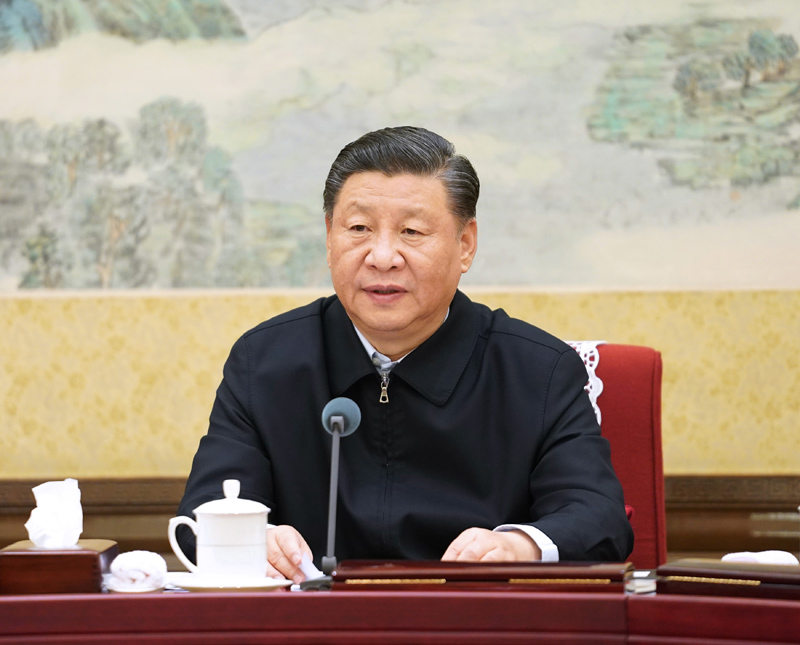 12月26日至27日，中共中央政治局召開(kāi)“不忘初心、牢記使命”專(zhuān)題民主生活會(huì)，中共中央總書(shū)記習(xí)近平主持會(huì)議并發(fā)表重要講話。新華社記者 李學(xué)仁 攝